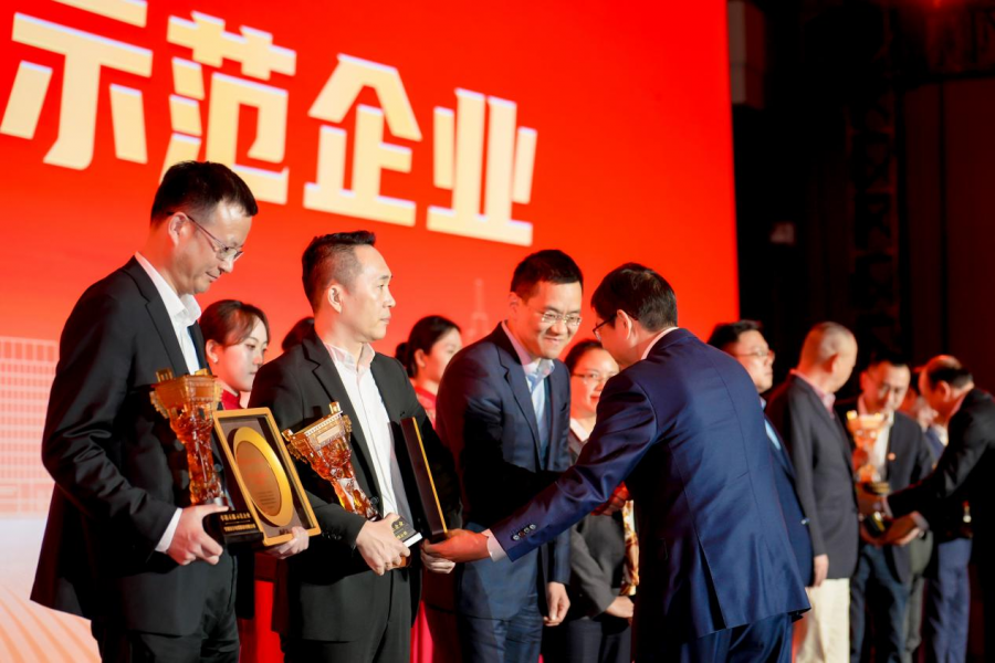 17122999293337782YT2.png 圖片2.png